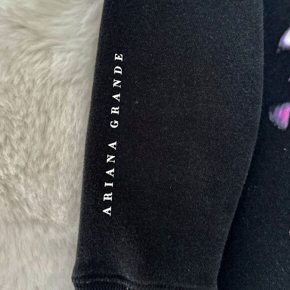 Ctton on kids Ariana Grande Graphic Sweatshirt, - Picture 3 of 9